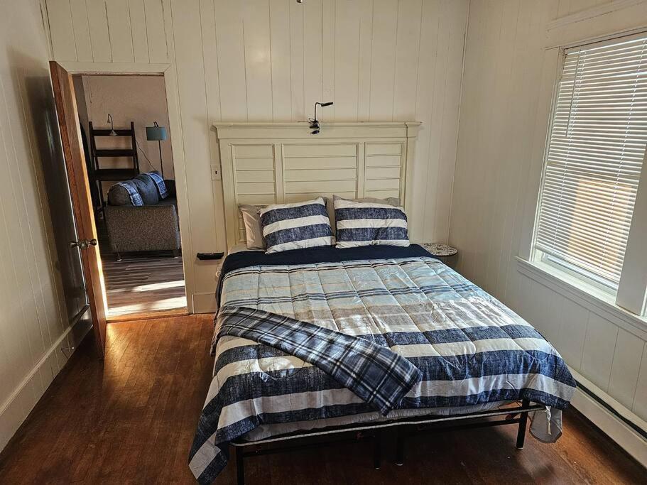 Indian Lake House Worcester Ngoại thất bức ảnh
