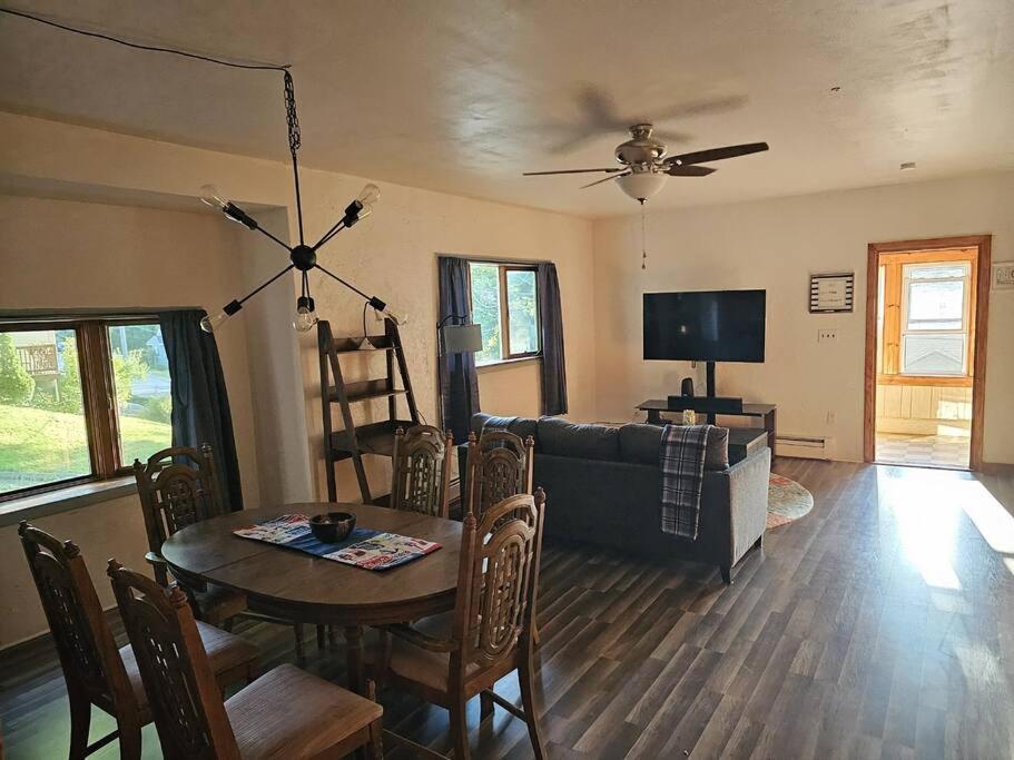 Indian Lake House Worcester Ngoại thất bức ảnh